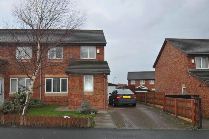 3 Bedroom Semi-Detached House To Rent In Hambledon Avenue, Bierley, Bradford, West Yorkshire, BD4