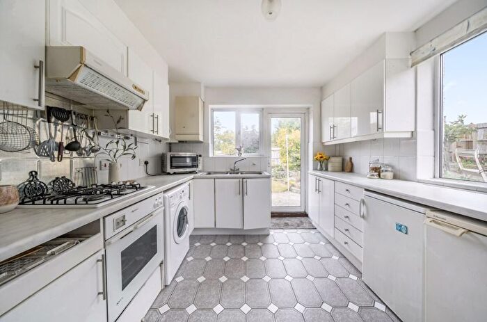 3 Bedroom Detached Bungalow For Sale In Downs Court Road, Purley, CR8