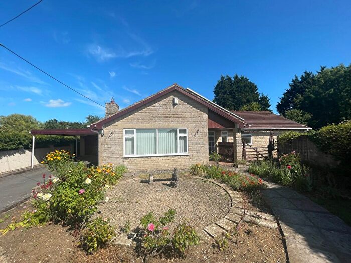 4 Bedroom Detached Bungalow To Rent In Marston Lane, Frome, Somerset, BA11