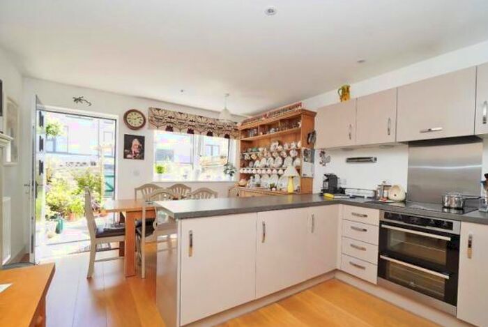 4 Bedroom House To Rent In Fin Street, Plymouth *Available With Zero Deposit Guarantee*, PL1