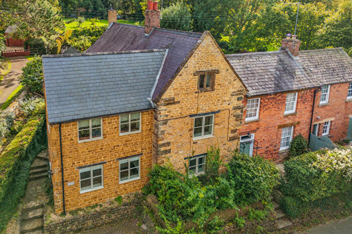 3 Bedroom Semi-Detached House For Sale In Sibford Ferris, Nr Banbury, OX15