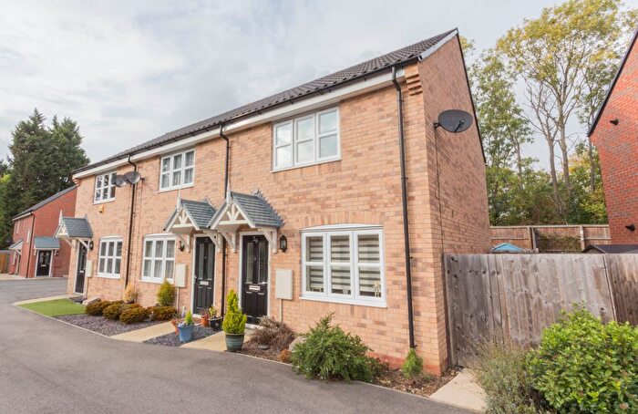 2 Bedroom End Terrace House To Rent In Gulliver Road, Irthlingborough, NN9