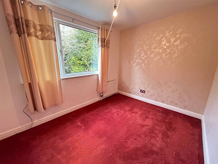 5 Bedroom Semi-Detached House To Rent In Chantry Road, East Ayton, Scarborough, YO13