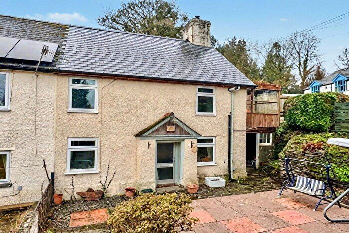 4 Bedroom Semi-Detached House For Sale In Tyn Y Graig Cottages, Llanynis, Builth Wells, Powys, LD2