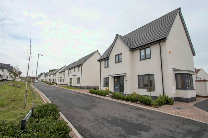 4 Bedroom Detached House For Sale In Mallow Road, Charfield, Wotton-Under-Edge, South Gloucestershire, GL12