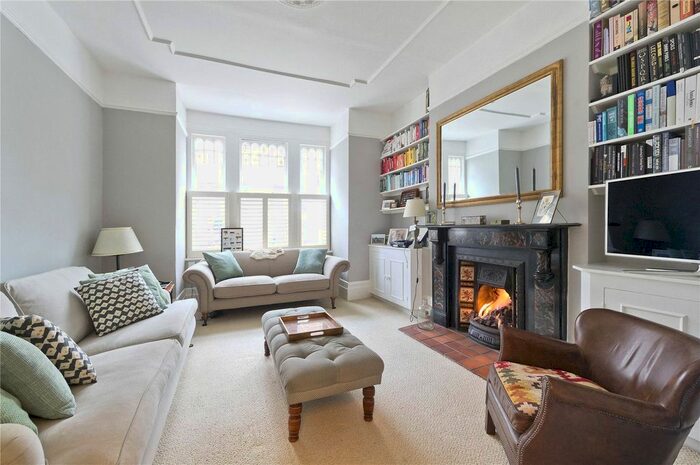 1 Bedroom Flat To Rent In Addison Gardens, Brook Green, London, Uk, W14