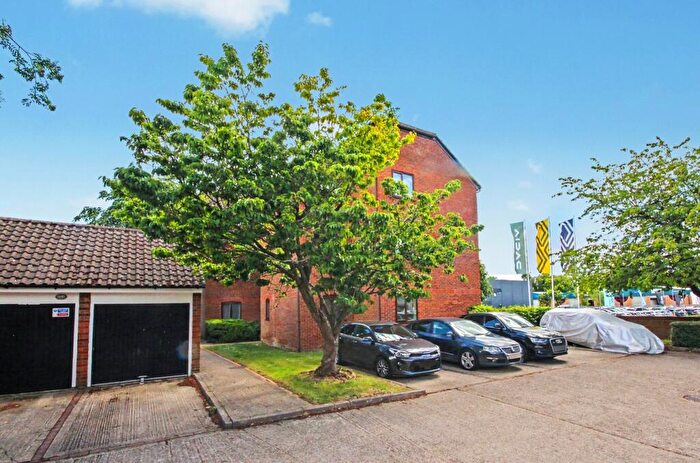 1 Bedroom Apartment To Rent In Haysman Close, Letchworth Garden City, SG6