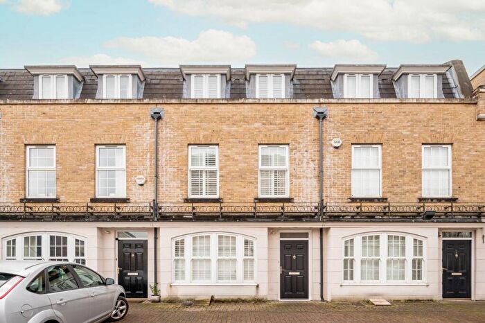 4 Bedroom House To Rent In St Martins Lane, Park Langley, Beckenham, BR3