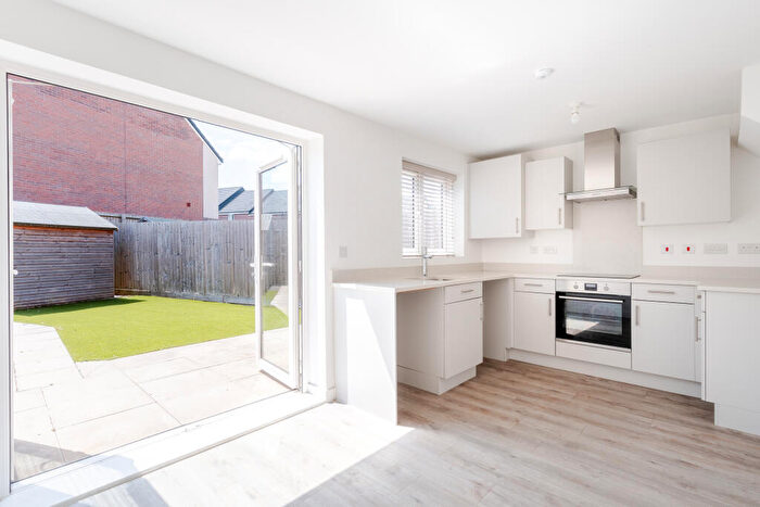 3 Bedroom Terraced House For Sale In Trefoil Way, Lyde Green, BS16