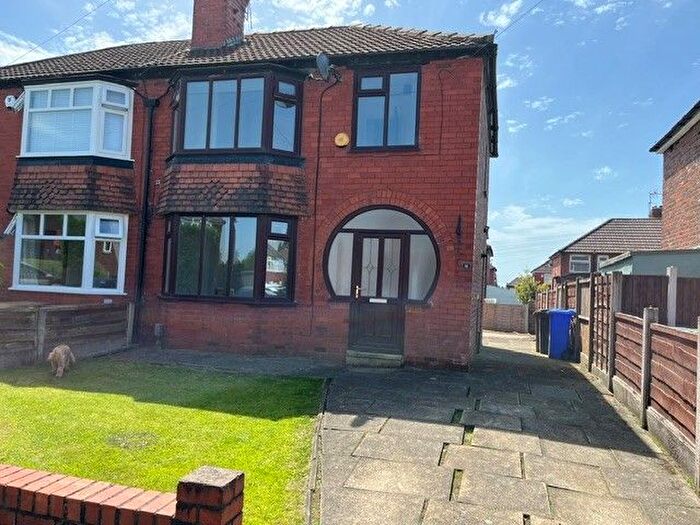 3 Bedroom Semi-Detached House To Rent In Repton Avenue, Manchester, M34
