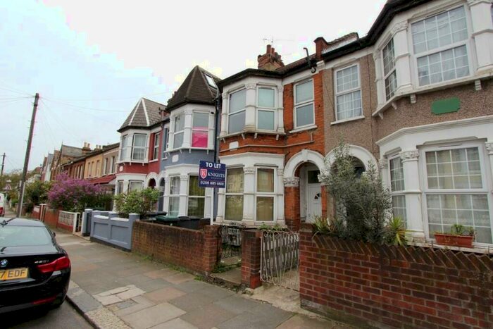 2 Bedroom Flat To Rent In Harringay Road, Haringey, London, N15