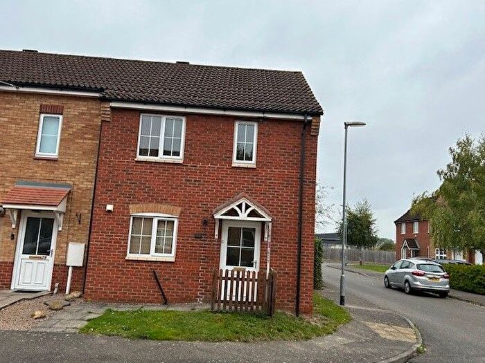2 Bedroom End Of Terrace House To Rent In Jasmine Court, Spalding, PE11