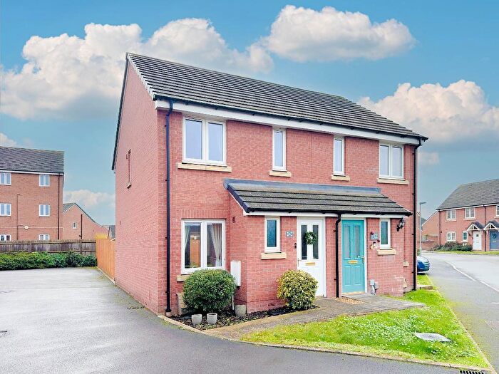 2 Bedroom Semi Detached House For Sale In Topcliffe Road, Trowbridge, Wiltshire, BA14