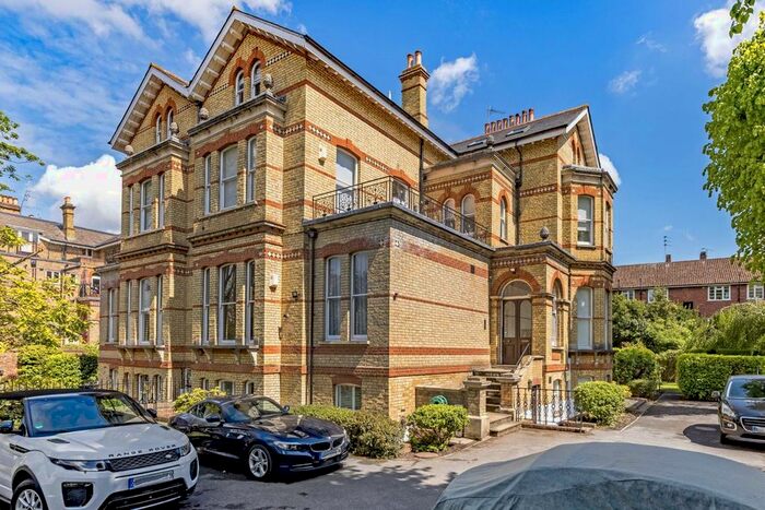 2 Bedroom Flat To Rent In Riverdale Road, Twickenham, TW1