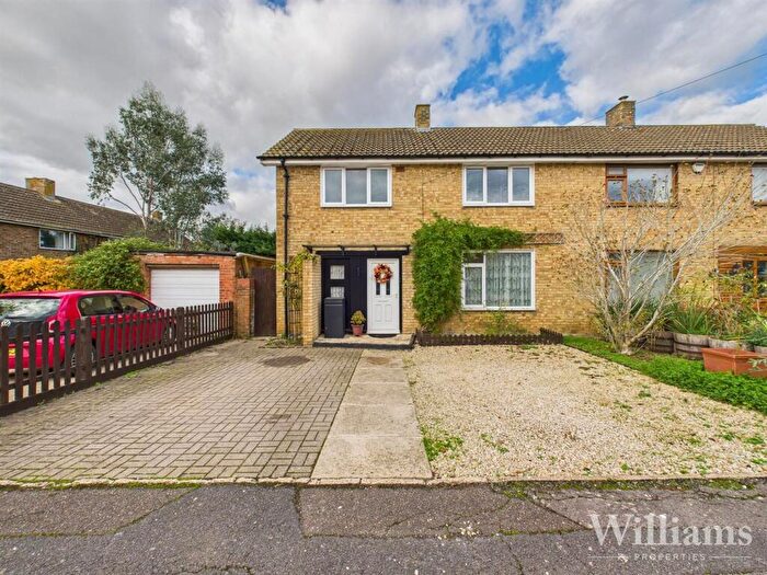 3 Bedroom House For Sale In Springhill Road, Grendon Underwood, HP18