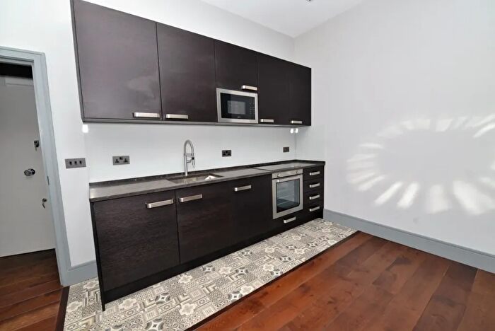 1 Bedroom Flat To Rent In Sutherland Avenue, London, W9