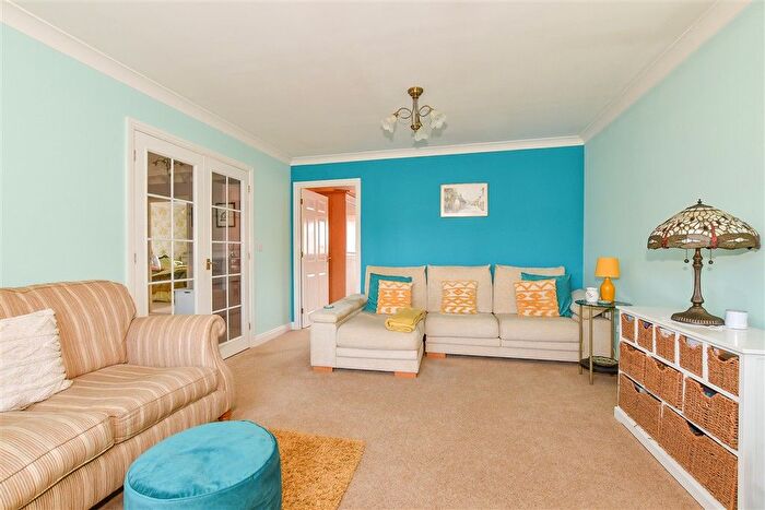3 Bedroom Flat For Sale In Maritime Avenue, Herne Bay, Kent, CT6