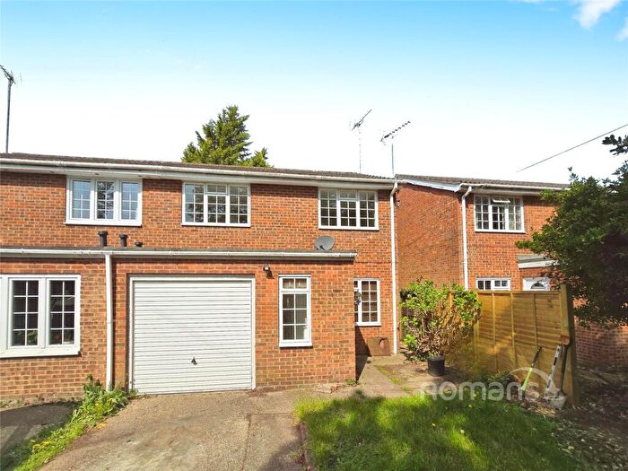 3 Bedroom Semi-Detached House To Rent In Kennel Ride, Ascot, SL5