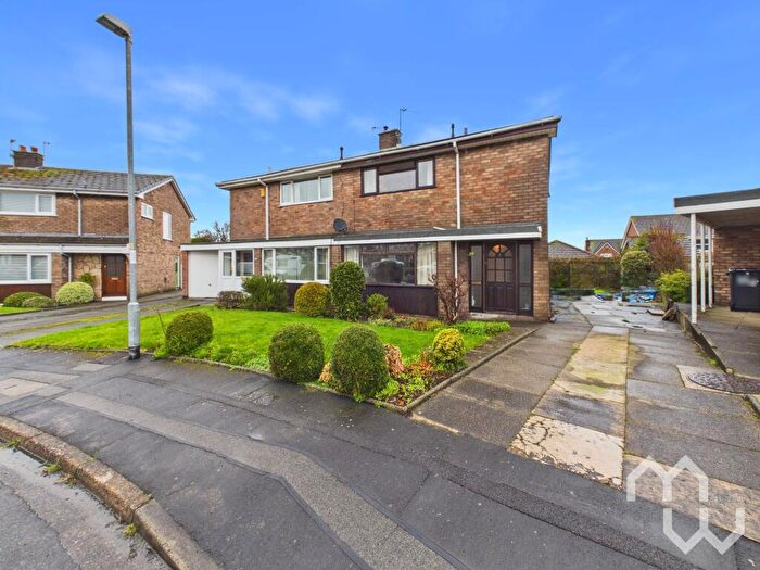 3 Bedroom Semi Detached House For Sale In Abbeydale, Burscough, L40
