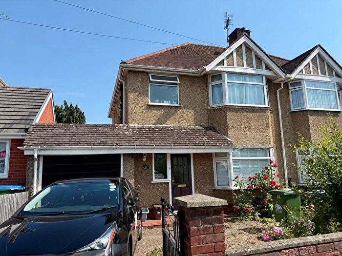 3 Bedroom Semi-Detached House To Rent In Claremont Crescent, Southampton, Hampshire, SO15