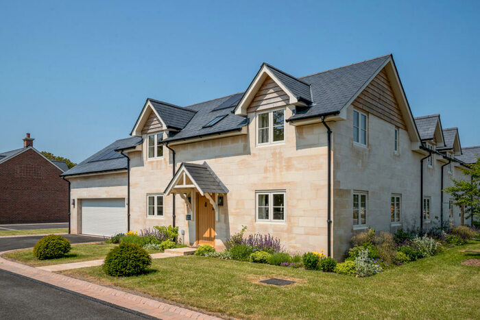 3 Bedroom Link Detached House For Sale In Netherhampton Farm, Wilton, Salisbury, SP2