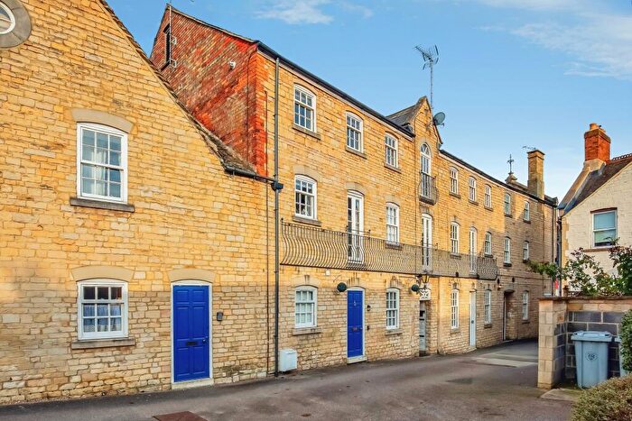2 Bedroom House To Rent In All Saints Mews, Stamford, PE9