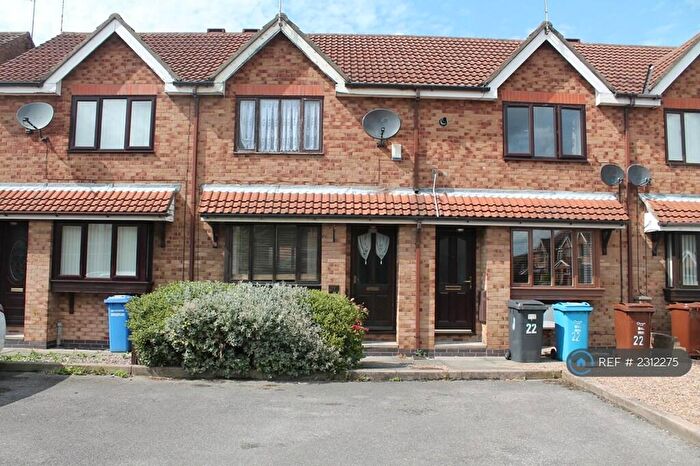 2 Bedroom Terraced House To Rent In The Rydales, Hull, HU5
