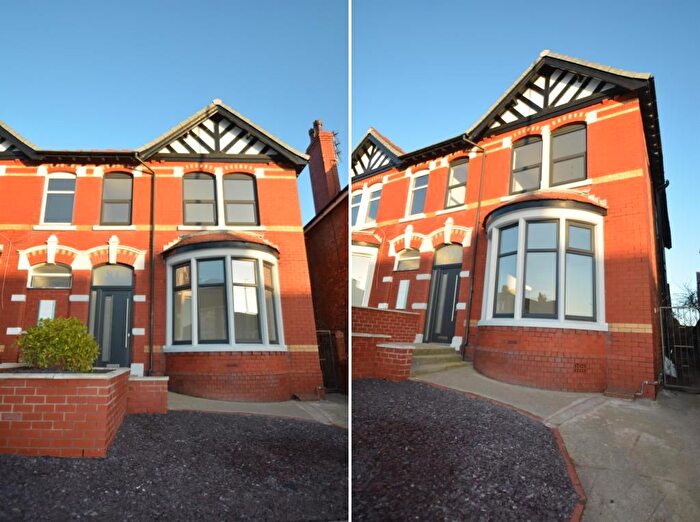5 Bedroom Semi Detached House For Sale In Westcliffe Drive, Blackpool, FY3