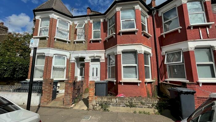5 Bedroom Property To Rent In Belmont Avenue, Turnpike Lane, N17