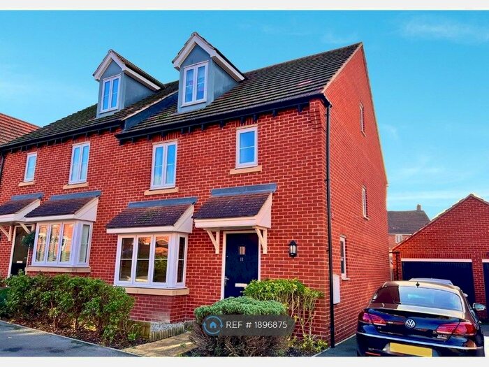 4 Bedroom Semi-Detached House To Rent In Lisa Head Avenue, Didcot, OX11