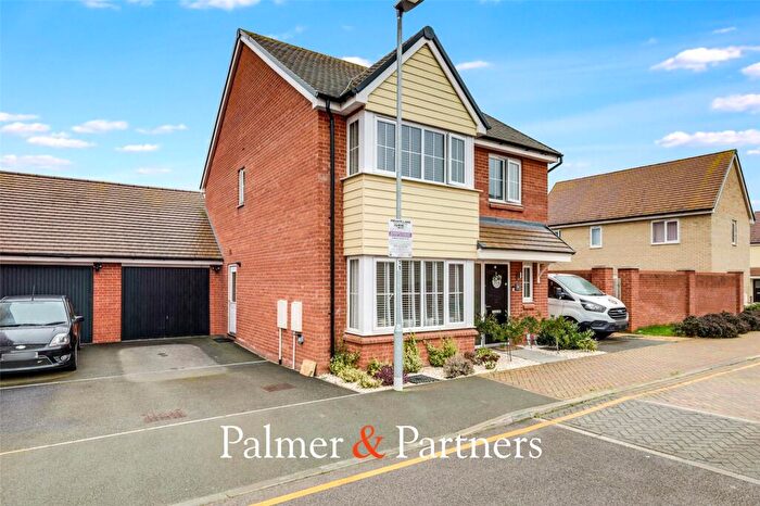 4 Bedroom Detached House For Sale In Friesian Way, Hatfield Peverel, Chelmsford, Essex, CM3