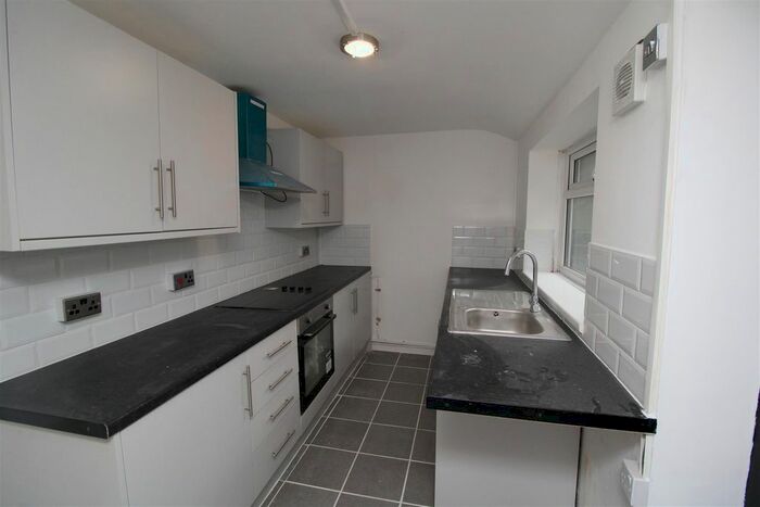 3 Bedroom Terraced House To Rent In Oak Street, Abertillery, NP13