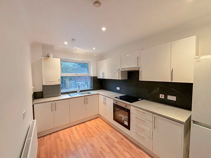 4 Bedroom Terraced House To Rent In Durban Road, London, N17