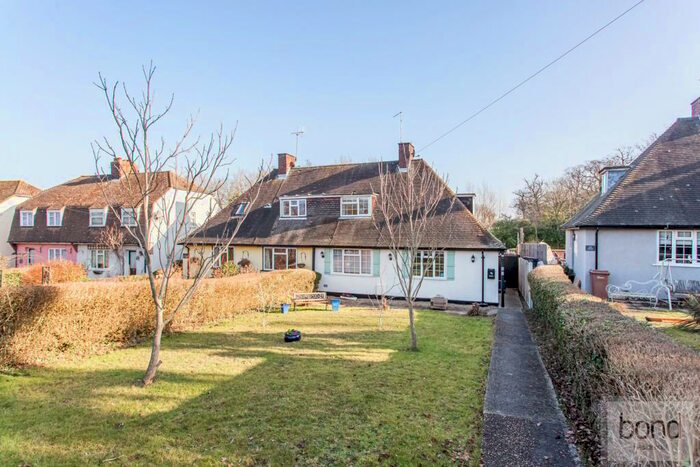 3 Bedroom Character Property For Sale In Wickhay Cottages, Little Baddow, Chelmsford, CM3