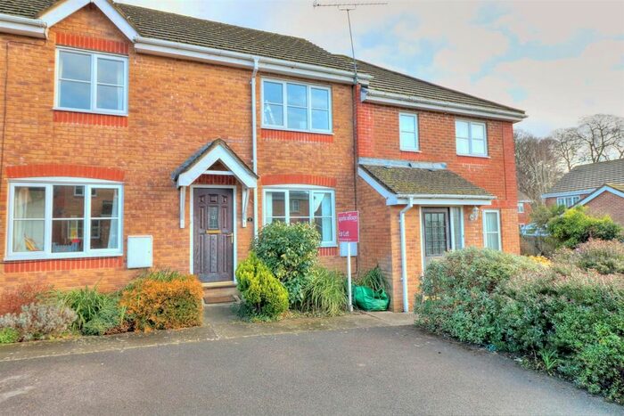 2 Bedroom Terraced House To Rent In Silverweed Close, Knightwood Park, Chandlers Ford, SO53