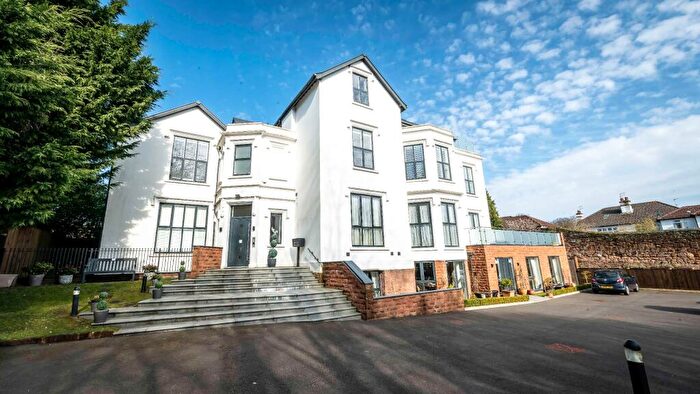 2 Bedroom Apartment For Sale In Dudlow Lane, Calderstones, Liverpool., L18