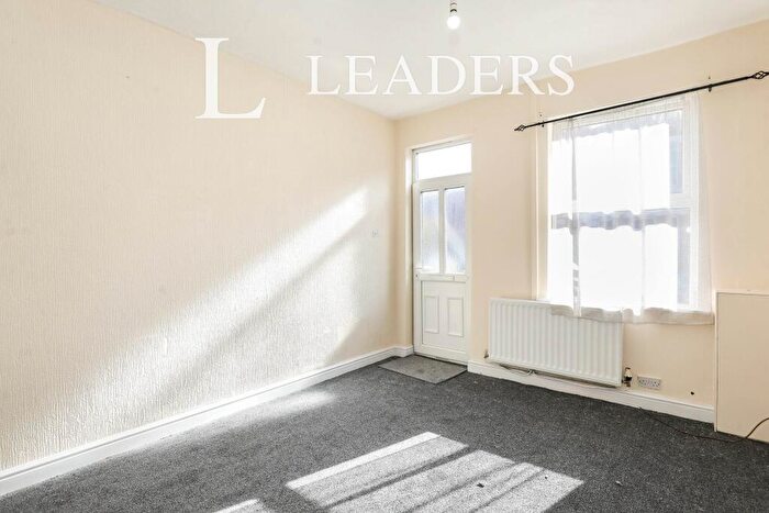 2 Bedroom End Of Terrace House To Rent In Catherine Street, Crewe, CW2