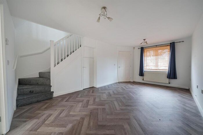 3 Bedroom Semi Detached House For Sale In Azelin Avenue, Hartcliffe, Bristol, BS13