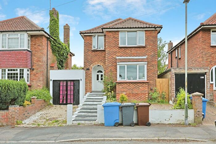 4 Bedroom Detached House For Sale In Dereham Road, Norwich, NR5