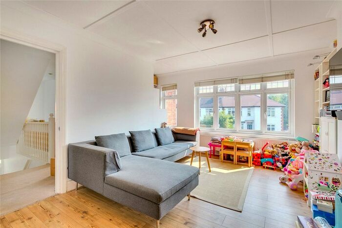 3 Bedroom Maisonette To Rent In Courtlands Avenue, Richmond, TW9