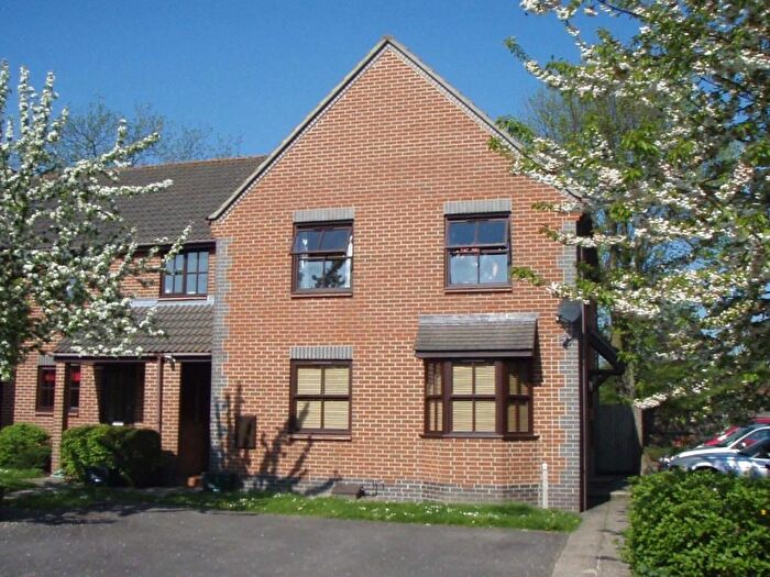 2 Bedroom Flat To Rent In Milton, Oxfordshire, OX14