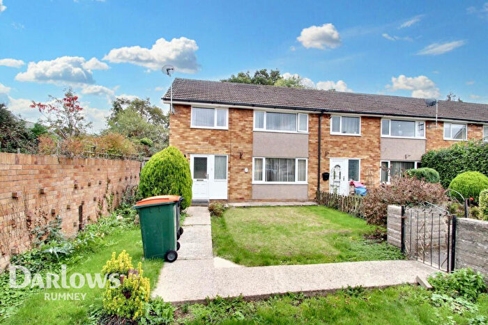 3 Bedroom End Of Terrace House For Sale In Marysfield Close, Cardiff, CF3