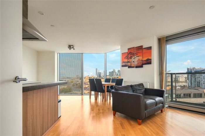 2 Bedroom Flat To Rent In Vertex Tower, Harmony Place, London, SE8