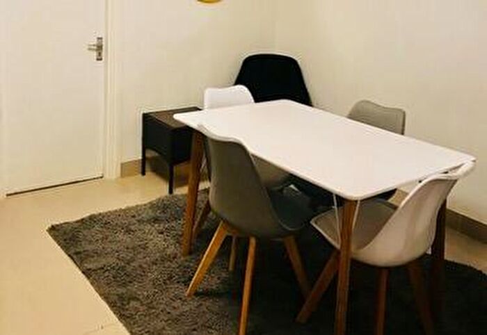 4 Bedroom Flat To Rent In Claire Place, E14