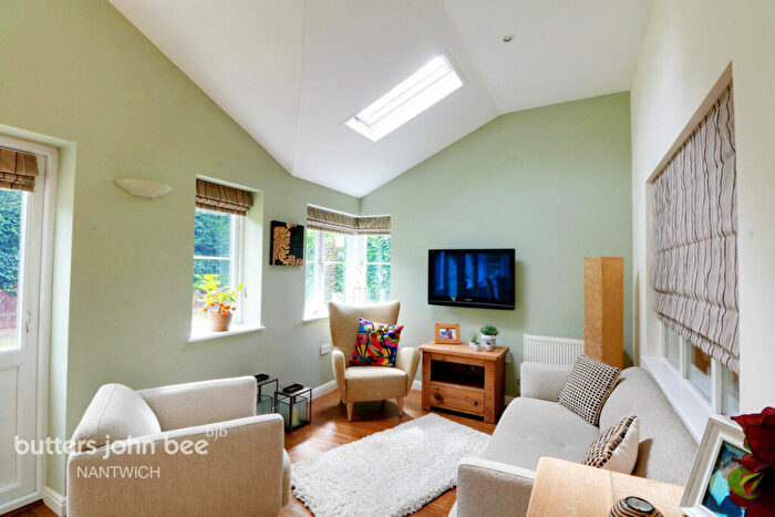 5 Bedroom Detached House For Sale In Pear Tree Field, Nantwich, CW5