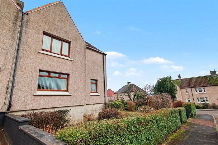 4 Bedroom Semi-Detached House For Sale In Woodstock Drive, Lanark, ML11