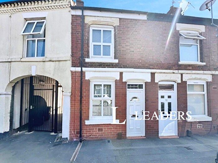 2 Bedroom Terraced House To Rent In Hawes Street, ST6