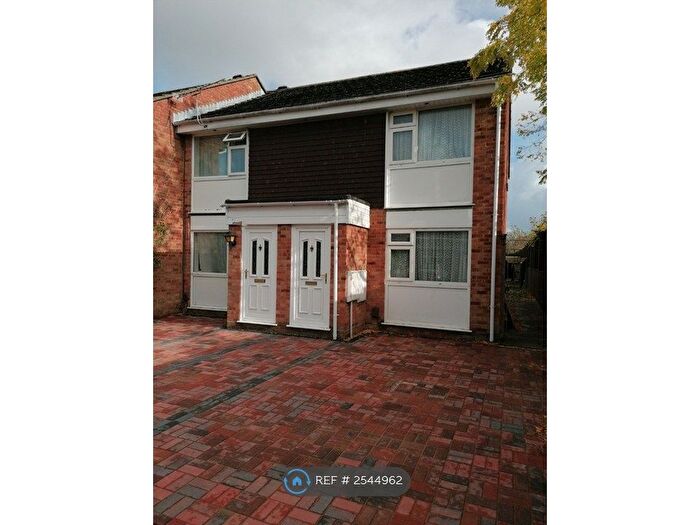 2 Bedroom Terraced House To Rent In Charles Knott Gardens, Southampton, SO15