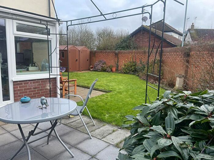 2 Bedroom Semi-Detached House For Sale In Cardinals Gate, Peterborough, PE4