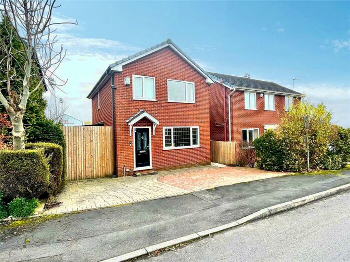 Houses for sale & to rent in OL2 5RT, Sandy Lane, Royton North Oldham